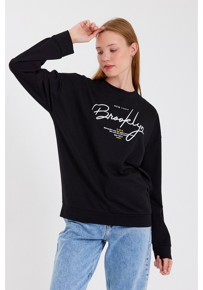 SPR23SWK331 Bisiklet Yaka Ön El Yazılı Brooklyn Sweat