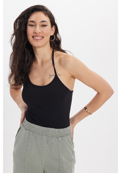 Tudors Kadın Slim Fit Dar Kesim Pamuklu Halter Yaka İnce Bağcıklı Siyah Crop-50717