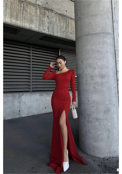DefyModa Kadın Kayık Yaka Taş Detaylı Uzun Kollu Abiye Elbise Kırmızı