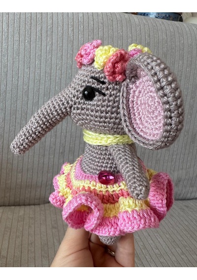 Etekli Amigurumi Fil Oyuncak 16 Cm 001