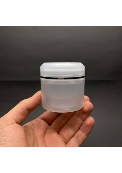 50 Ml Plastik Krem Kutusu , 50 Cc Şeffaf Renkli Kapaklı Krem Kavanozu X 3 Adet