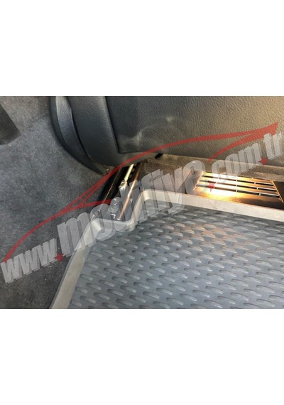 Mercedes E Serisi Havuzlu Paspası Çivili Yumuşak Ağır Kalın W213