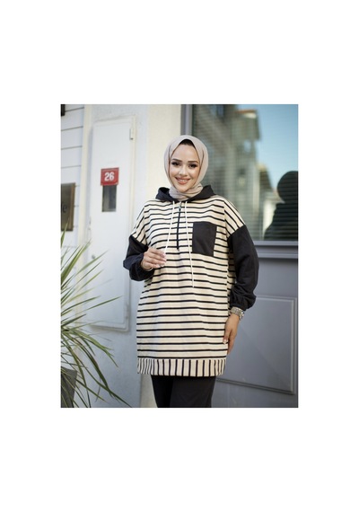Hira Life Fashion Moda Efsa Tesettür Giyim Kapüşonlu Ve Önü Yarım Fermuarlı Çizgili 2 İplik Pantalon İle Tunik Takım Siyah Siyah Hira Life Fashion Moda Efsa Tesettür Giyim Kapüşonlu Ve Önü Yarım Fermuarlı Çizgili 2 İplik Pantalon İle Tunik Takım Siyah Siyah