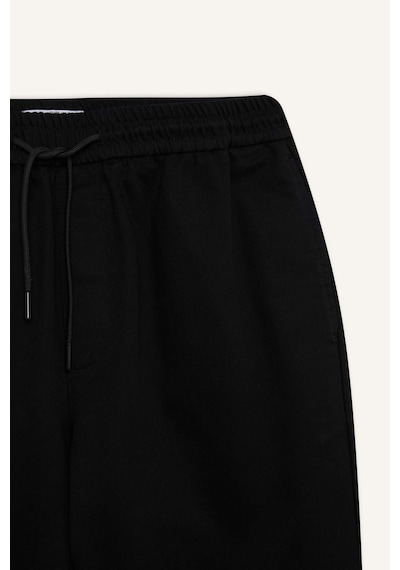 DeFacto Yazlık Jogger Pantolon Beli Bağcıklı Cepli D5966AX25SPBK81 DeFacto Yazlık Jogger Pantolon Beli Bağcıklı Cepli D5966AX25SPBK81