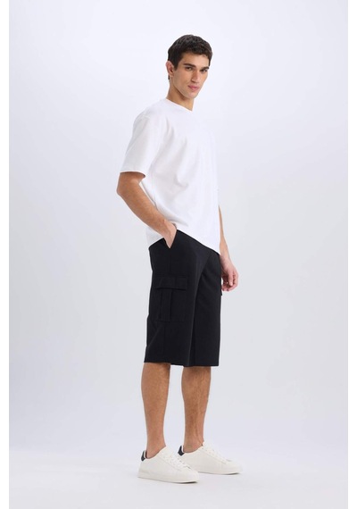 DeFacto Slim Fit Dar Kesim Kargo Cepli Basic Düz Kapri Şort T4693AZ25SMBK81