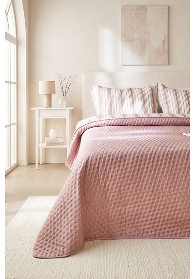 Ocean Home Textile Pamuklu Kapitoneli Bordo Renk Çizgi Desen Çift Kişilik Yatak Örtüsü Seti 1 Adet 250 X 230 / 2 Adet 50 X 70 Cm