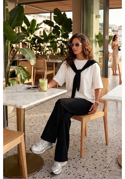 Lela Rahat Kalıp Bisiklet Yaka Omuz Şal Detaylı T Shirt Bayan T Shirt 5867044 Ekru-siyah