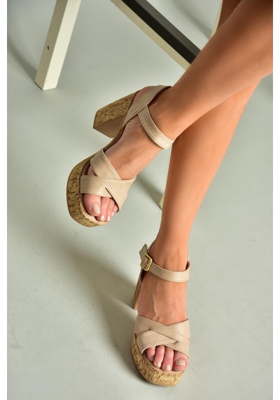 Fox Shoes U996251509 Ten Platform Kalın Topuklu Kadın Ayakkabı Ten