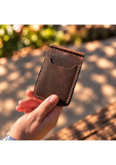Hemlabel El Yapımı Hakiki Deri Para Klipsli Kartlık Cüzdan Minimal Erkek Cüzdanı Kişiselleştirilebilir Kahverengi - Taba Hemlabel El Yapımı Hakiki Deri Para Klipsli Kartlık Cüzdan Minimal Erkek Cüzdanı Kişiselleştirilebilir Kahverengi - Taba