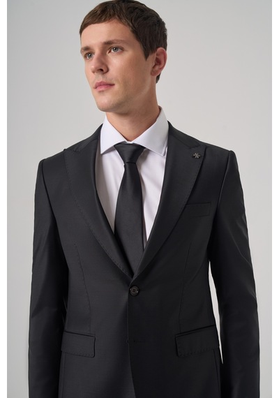 Morven Erkek Siyah Yünlü Trend Düz Slim Fit Sivri Yaka Takım Elbise 26mc001046001 Siyah