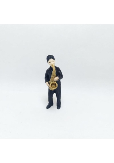 Saksafon Çalan Erkek-teraryum Figürü-8.5cm Çok Renkli