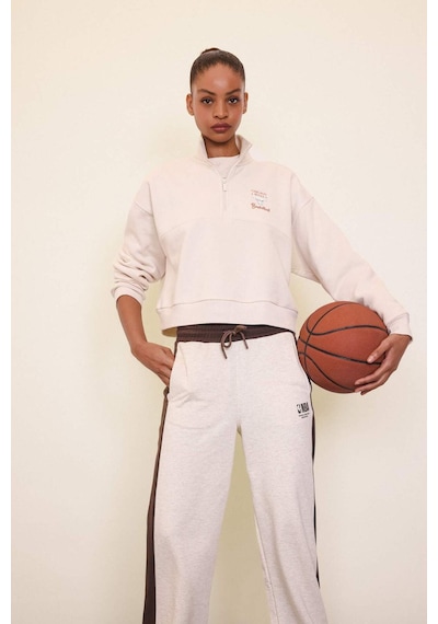 DeFacto Fit NBA Chicago Bulls Yarım Fermuarlı Kadın Sweatshirt - Ekru D6123AX25SPER218