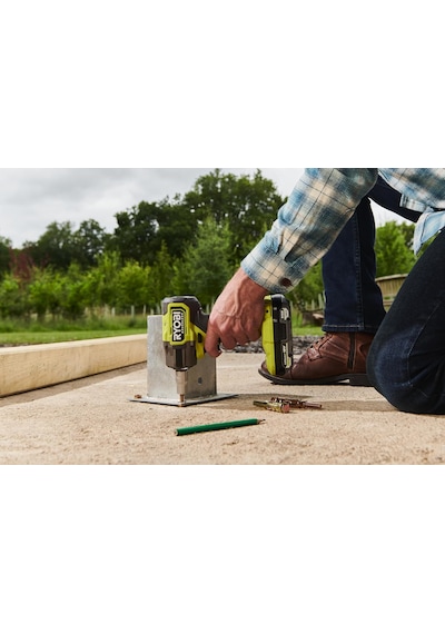 Ryobi RIW18CBL-0 Akülü Kömürsüz Somun Sıkma 1/2 Akü ve Şarj Cihazı Dahil Değildir - 5133006492