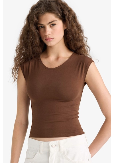DeFacto Fitted Yuvarlak Yaka Basic Düz Kısa Kollu Tişört F5195AX25SMBN323 DeFacto Fitted Yuvarlak Yaka Basic Düz Kısa Kollu Tişört F5195AX25SMBN323