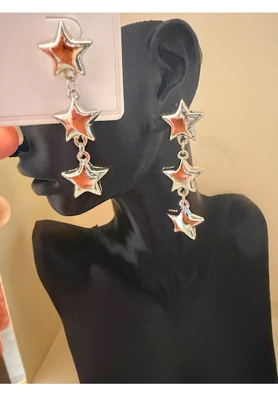 Yıldız Sallantılı Gümüş Renk Küpe