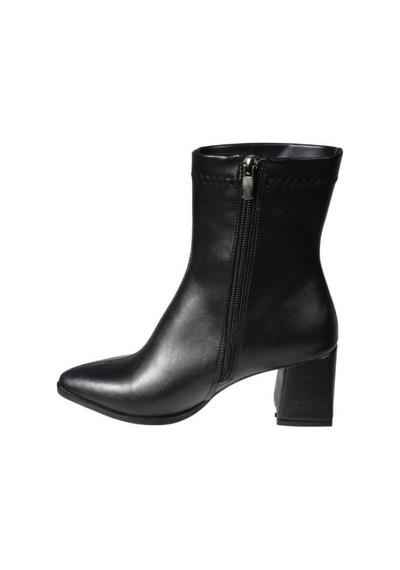 Yazkış Ayakkabı Yazkış Kadın Siyah Cilt 16cm Bilek Boyu Yandan Fermuarlı 6cm Kalın Topuk Sivri Burun Topuklu Bot Siyah Yazkış Ayakkabı Yazkış Kadın Siyah Cilt 16cm Bilek Boyu Yandan Fermuarlı 6cm Kalın Topuk Sivri Burun Topuklu Bot Siyah