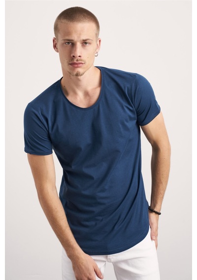 Cool Tarz 3'lü Paket Beyaz-siyah-lacivert Pis Yaka Salaş T-shirt Beyaz-siyah-lacivert Beyaz-siyah-lacivert Cool Tarz 3'lü Paket Beyaz-siyah-lacivert Pis Yaka Salaş T-shirt Beyaz-siyah-lacivert Beyaz-siyah-lacivert