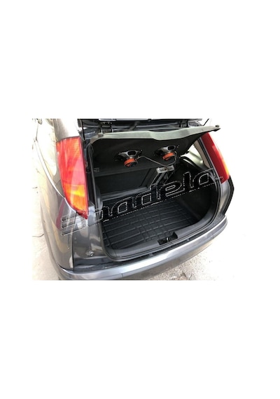 2004 Ford Focus 1 Hb Bagaj Havuzu Araca Özel 3D Badela Marka