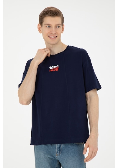 U.S. Polo Assn. Erkek Comfort Fit Bisiklet Yaka Lacivert Tişört 50287049-VR033 U.S. Polo Assn. Erkek Comfort Fit Bisiklet Yaka Lacivert Tişört 50287049-VR033