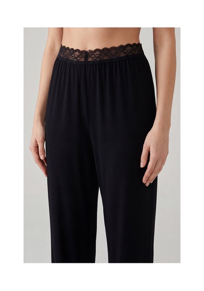 Lela Yumuşak Dokulu Sırtı Bağlamalı Dantelli Crop Pijama Takımı Bayan Pijama Takımı 6575015 Siyah
