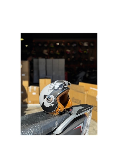 Nero Retro Motosiklet Kask - Ece Sertifikalı Beyaz