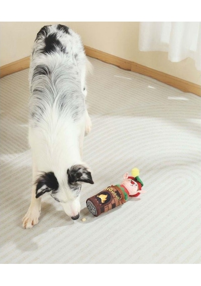 M-pets Christmas Elf Ödül Hazneli Peluş Köpek Oyuncağı