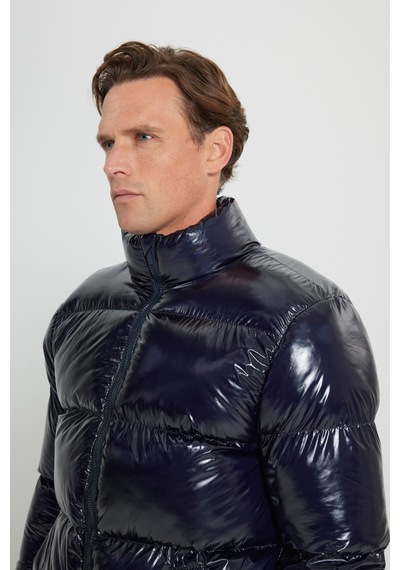 Ac&Co / Altınyıldız Classics Erkek Lacivert Standart Fit Normal Kesim Dik Yaka Mont Lacivert Ac&Co / Altınyıldız Classics Erkek Lacivert Standart Fit Normal Kesim Dik Yaka Mont Lacivert