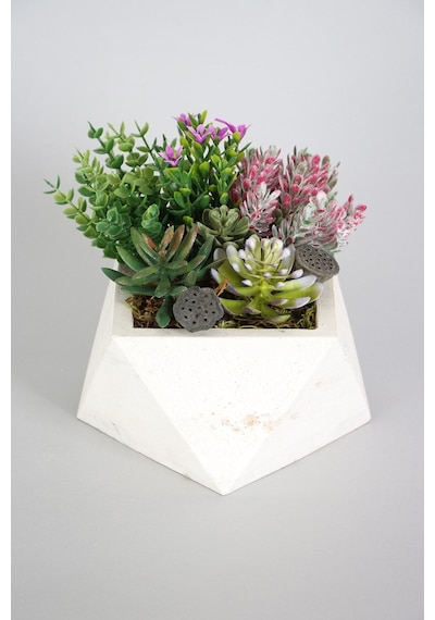 Yapay Çiçek Deposu Beton Saksida Yapay Succulent Bahçesi