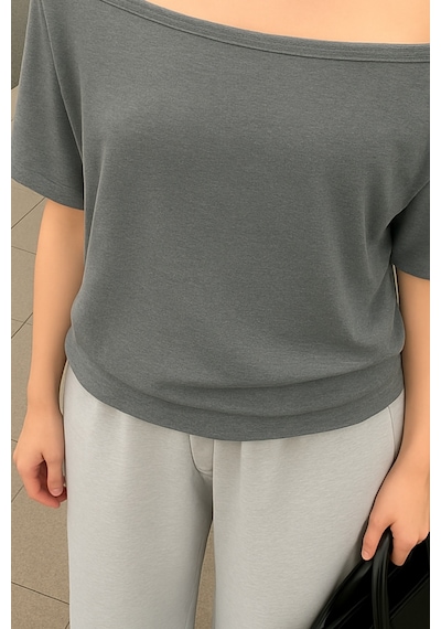 Antrasit Kadın Düşük Omuz Kayık Yaka Oversize T-shirt Antrasit