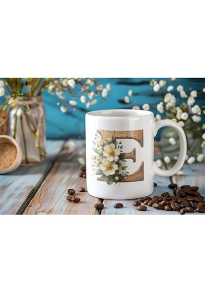 E Baş Harf Ahşap Ve Çiçekler Desenli Kupa Bardak - Kişiye Özel Doğal Görünümlü Çay Kahve Kupa Hediye Beyaz