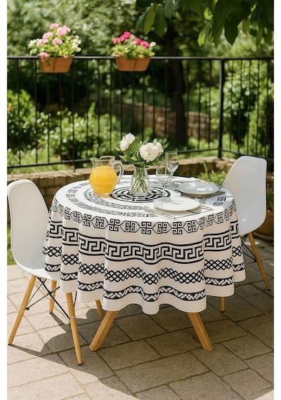 Yuvarlak Geometrik Siyah Desenli Duck Kumaş Masa Örtüsü 150x150 Cm Çok Renkli