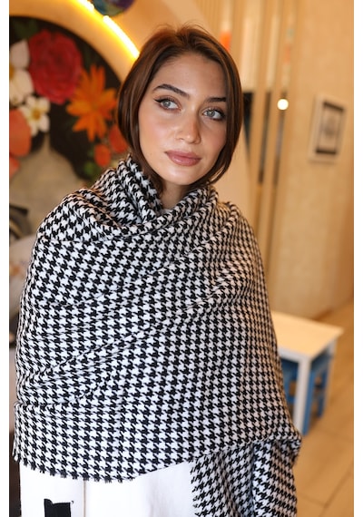 Kazayağı Desenli Atkı Omuz Şalı 70x180 CM 1220 Siyah