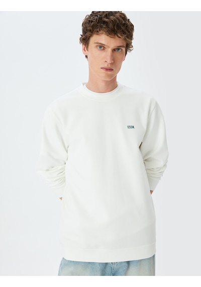 Koton Bisiklet Yaka Basic Pamuk Karışımlı Minimal Baskılı Sweatshirt Ekru 5sam70004mk Ekru