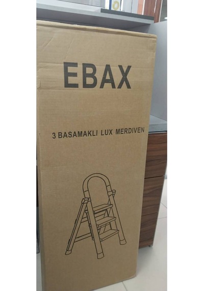 Lüx 3 Basamaklı Katlanır Ev Ve Ofis Merdiveni - Sağlam Metal Gövde, Geniş Kaymaz Mat Basamaklı Taşınabilir Portatif Merdiven Lüx 3 Basamaklı Katlanır Ev Ve Ofis Merdiveni - Sağlam Metal Gövde, Geniş Kaymaz Mat Basamaklı Taşınabilir Portatif Merdiven