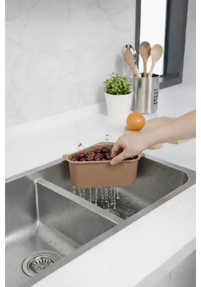 Vantuzlu Üçgen Lavabo Süzgeci Mutfak Evye Köşe Süzgeci Bej Plastik Diğer
