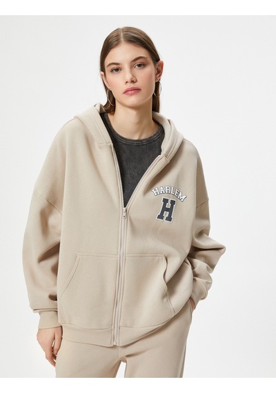Koton Fermuarlı Kapşonlu Sweatshirt Kolej Temalı Arkası Baskılı Kanguru Cepli Rahat Kalıp Bej 4wal10720ık Ekru Koton Fermuarlı Kapşonlu Sweatshirt Kolej Temalı Arkası Baskılı Kanguru Cepli Rahat Kalıp Bej 4wal10720ık Ekru