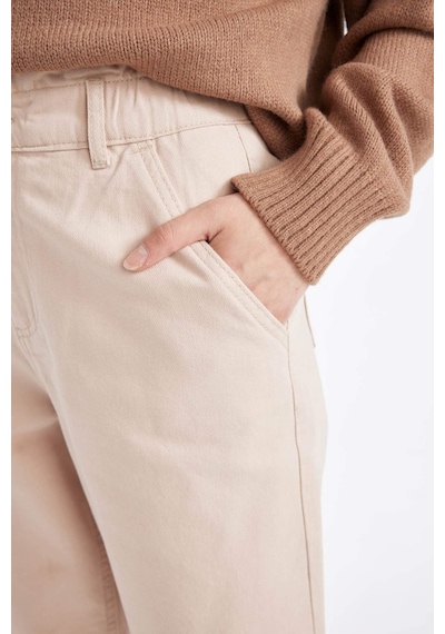 DeFacto Paperbag Gabardin Kumaş Pantolon Standart Paça Cepli S2790AZ25SPBG115