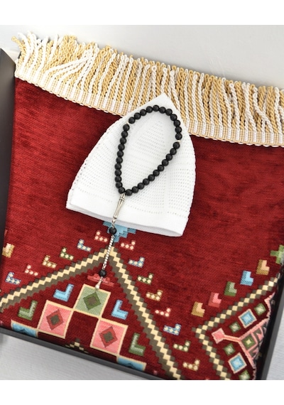 Erkekler İçin Seccade Takke Tesbih Hediyelik Seti Kilim Desenli Kadife Astarlı Seccade, 33 Lü Erkek Tesbihi, Takke Ve Özel Kutu Bordo Erkekler İçin Seccade Takke Tesbih Hediyelik Seti Kilim Desenli Kadife Astarlı Seccade, 33 Lü Erkek Tesbihi, Takke Ve Özel Kutu Bordo