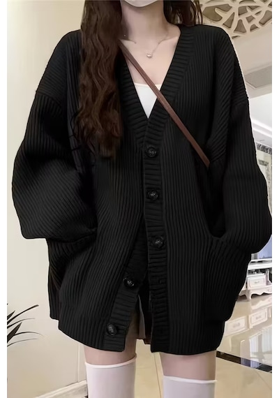 Kadın Oversize Cepli Düğmeli V Yaka Triko Hırka Siyah