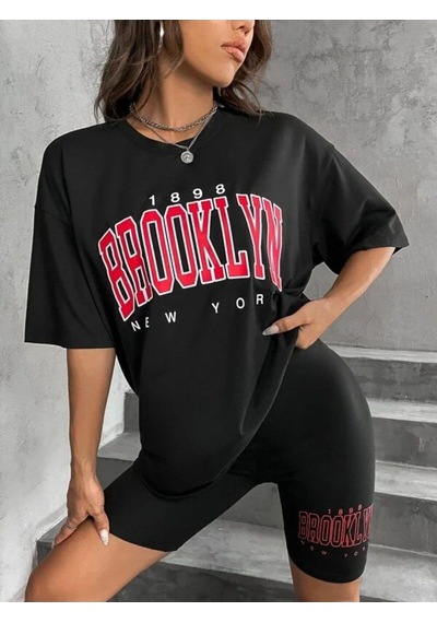 Flood Of Style Kadın Kırmızılı Baskılı 1898 Brooklyn New York Siyah Oversize Bisiklet Yaka T-shirt Kırmızı