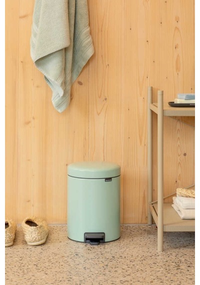 Brabantia Newıcon Jade Green Pedallı Çöp Kutusu 3lt Yeşil