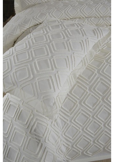 Velisa Çift Kişilik Şönil Desenli 235x250 Cm Pike Takımı Krem Krem