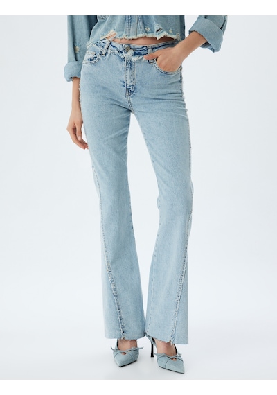 Koton İspanyol Paça Kot Pantolon Düğmeli Normal Bel Slim Fit - Flare Jean Açık İndigo 5wal40054md Açık İndigo Koton İspanyol Paça Kot Pantolon Düğmeli Normal Bel Slim Fit - Flare Jean Açık İndigo 5wal40054md Açık İndigo