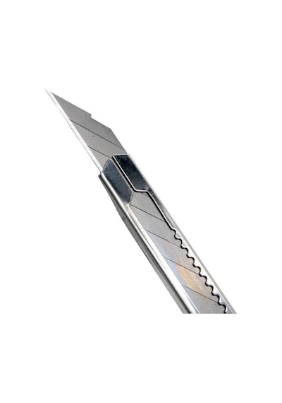 İzeltaş 14000005053 Pro Metal Gövde Açılı Maket Bıçağı 9 MM