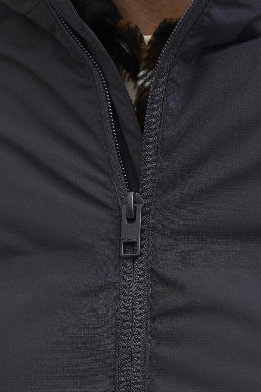 Erkek Jack & Jones Jjesoho Kapüşonlu Puffer Mont Siyah, Yüksek Kalite, Fermuarlı, Uzun Kollu, Kışlık Şişme Mont Siyah Erkek Jack & Jones Jjesoho Kapüşonlu Puffer Mont Siyah, Yüksek Kalite, Fermuarlı, Uzun Kollu, Kışlık Şişme Mont Siyah
