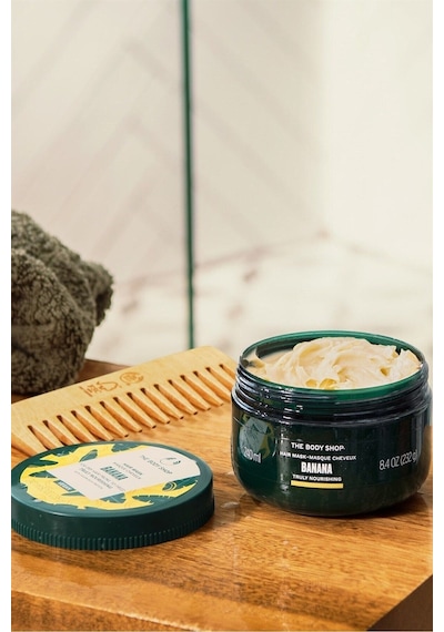 The Body Shop Banana Besleyici Saç Maskesi 240 Ml