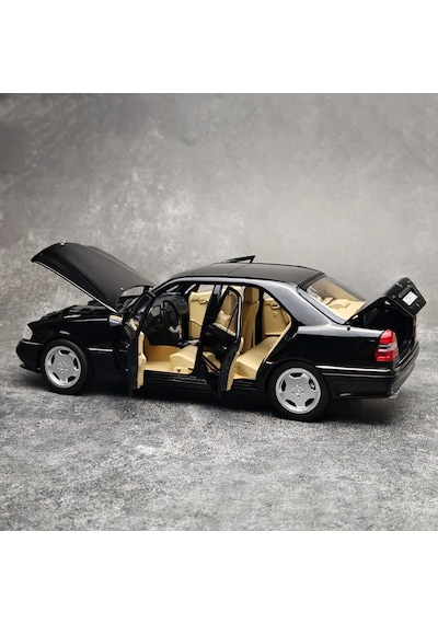 1:18 Ölçek 1993 Mercedes Benz C36 Amg Obsidian Black Diecast Metal Minyatür Model Araba 25cm