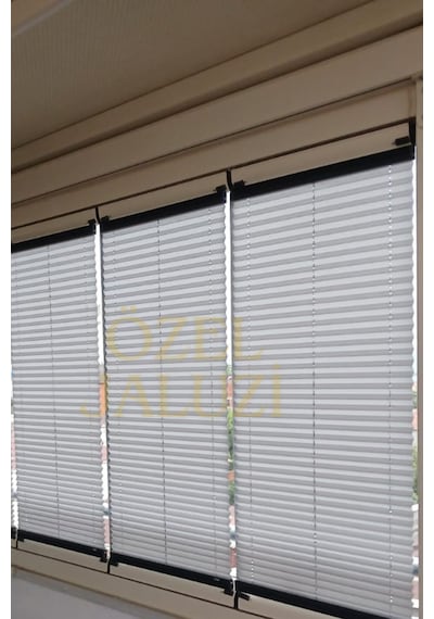 Beyaz Cam Balkon Ve Ofis Plisse Perde Plain001 Beyaz