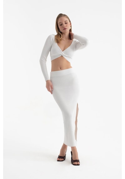Hiccup 2 Parça: V Yaka Uzun Kollu Crop Top & Yüksek Bel Yırtmaçlı Maxi Etek Tozlu Beyaz