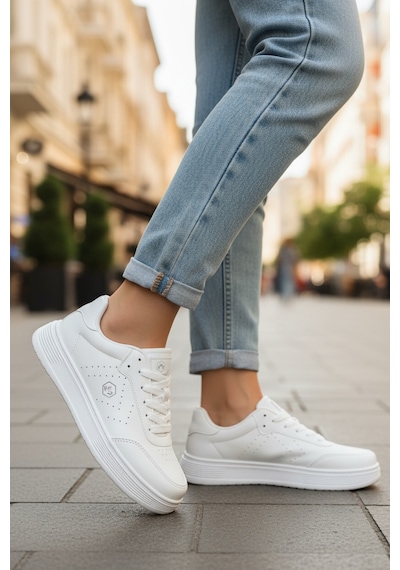 Enoch Kadın Spor Ayakkabı Amblem Detaylı Ve Ortopedik Düz Tabanlı Casual Sneaker Beyaz
